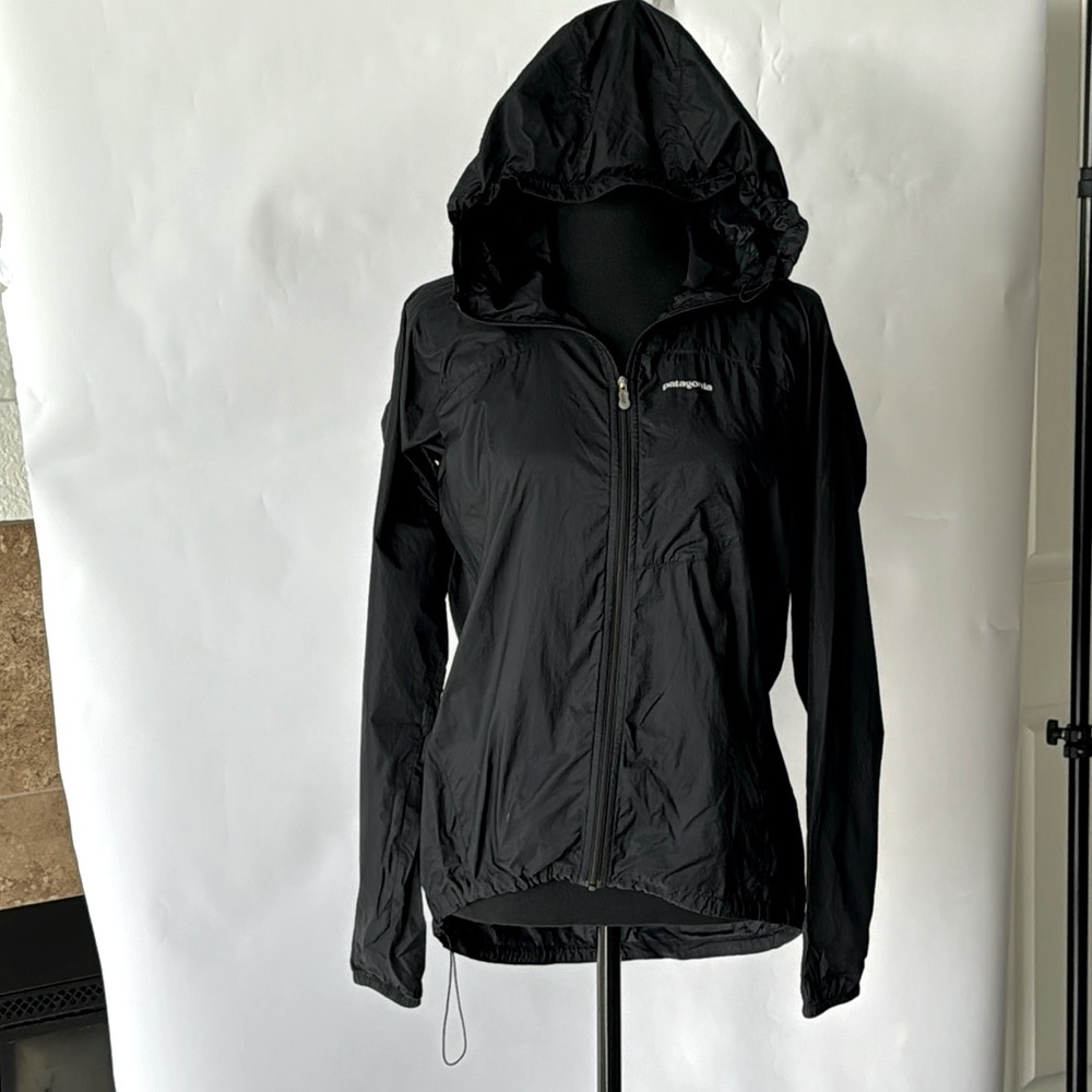 Patagonia running jacket, very thin
